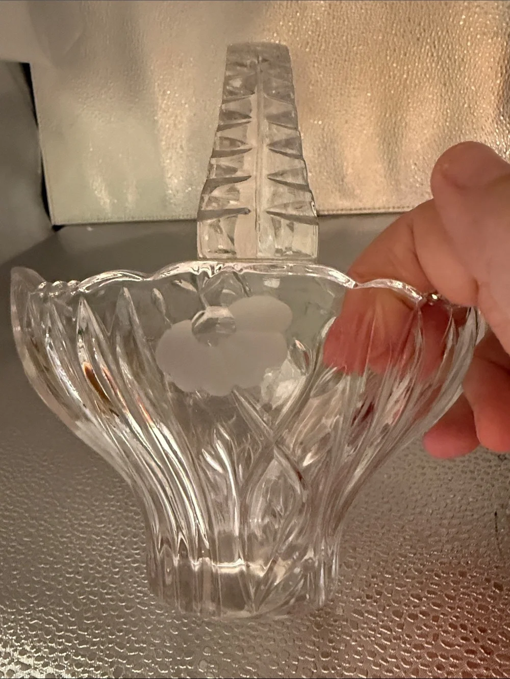 Vintage stunning Princess House Heritage Romance Collection Glass Basket